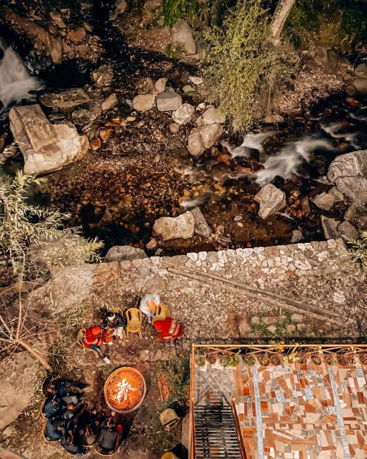 Madpackers Jibhi - Of Streamsides & Waterfalls Εξωτερικό φωτογραφία